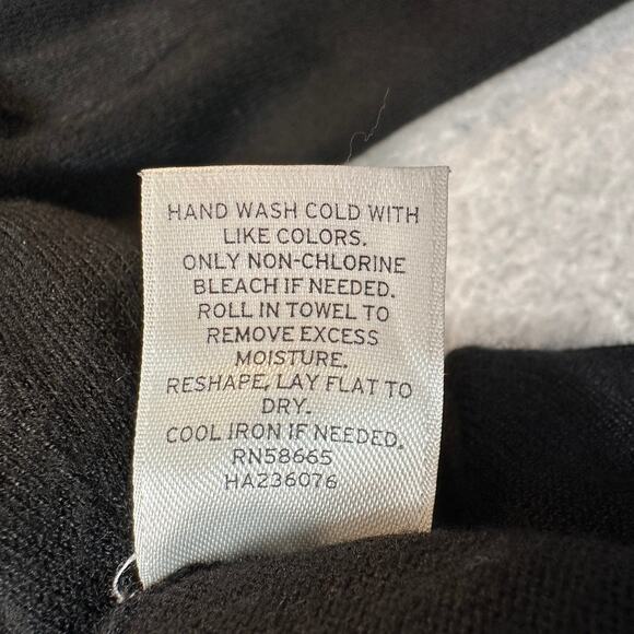 Halogen Knitted Top WMNS M Petite Black 3/4 Sleeve Button-Up Stretch Round Neck - Picture 4 of 7